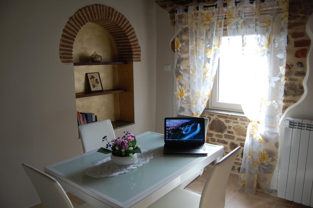 Emily House Hotel Montecerboli Kültér fotó