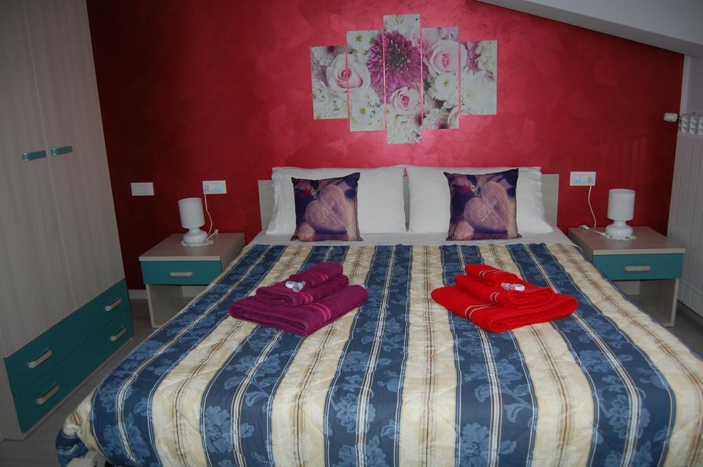 Emily House Hotel Montecerboli Kültér fotó
